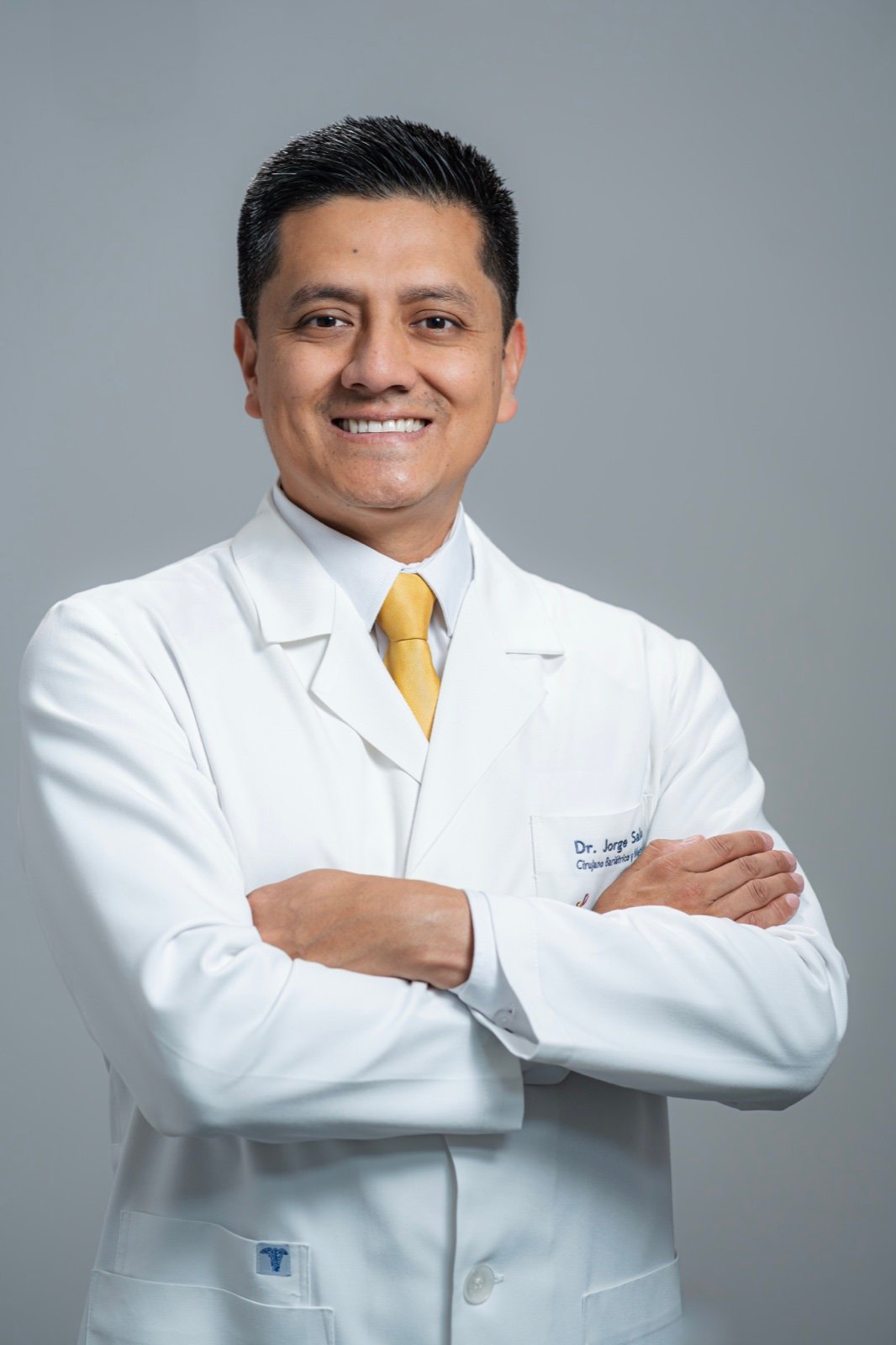 Dr. Jorge Salazar